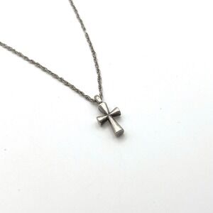James Avery Retired St. Teresa Sterling Silver Cross Pendant Necklace Rope Chain